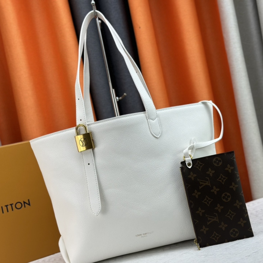 Louis Vuitton Low Key Cabas Mm Grained Calfskin White 47cm/ 18.5in