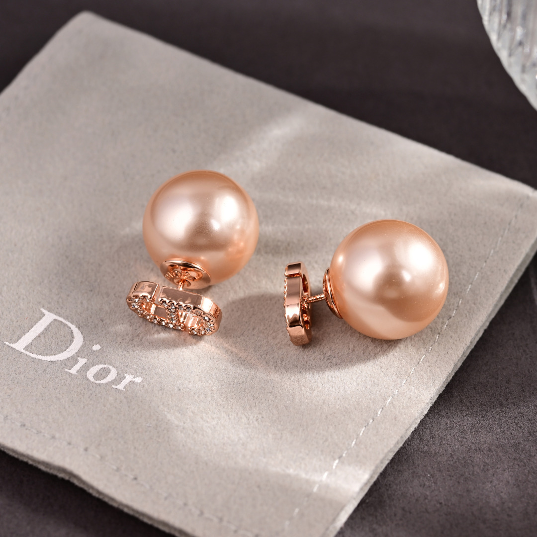 Dior new pearl earrings - cnluxepick