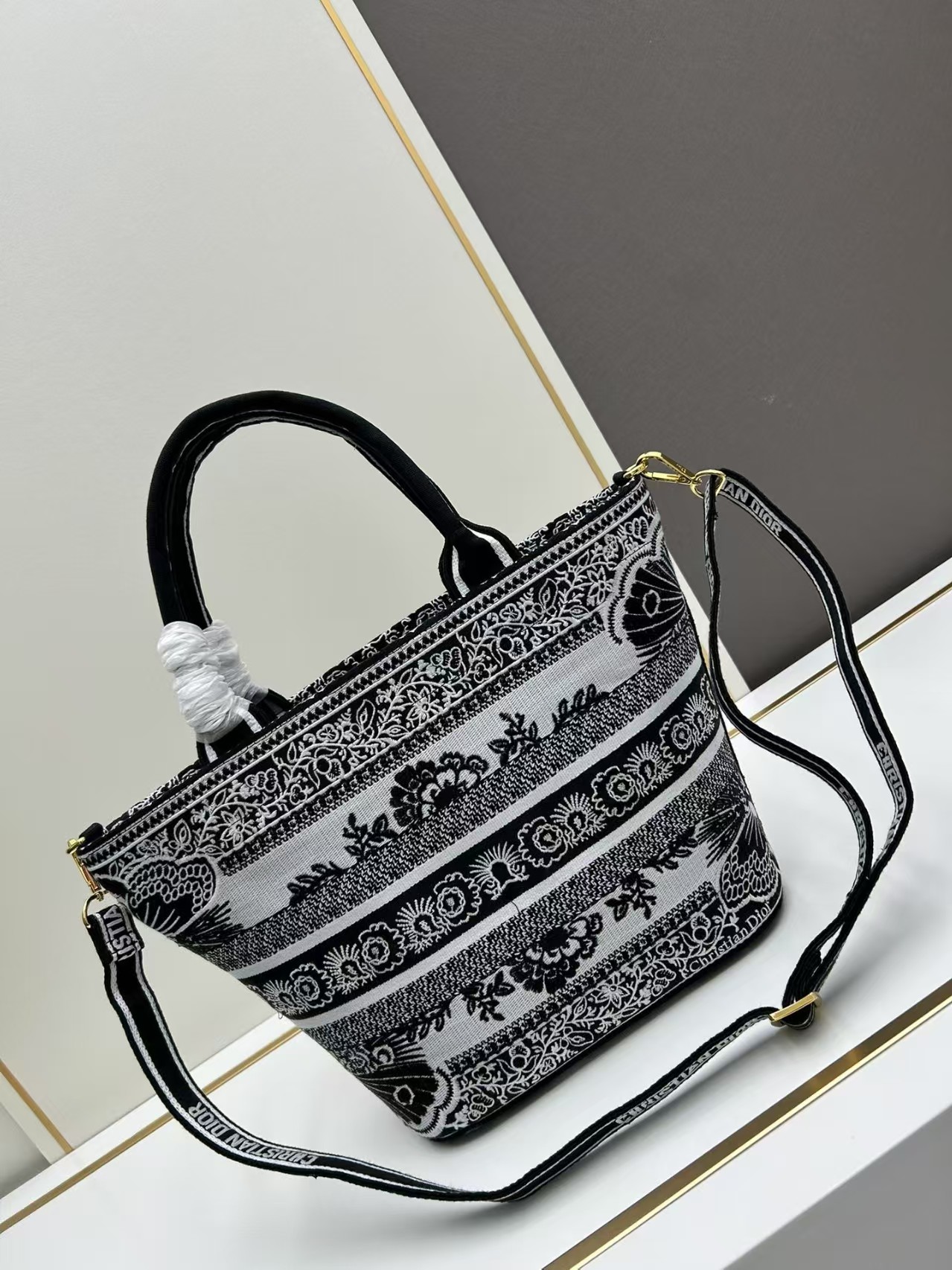 High Dior neverfull handbag - cnluxepick