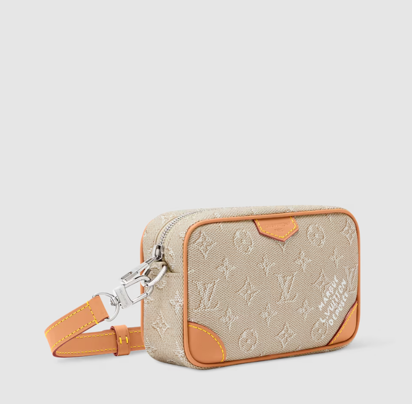 LOUIS VUITTON Trocadéro Wearable Wallet