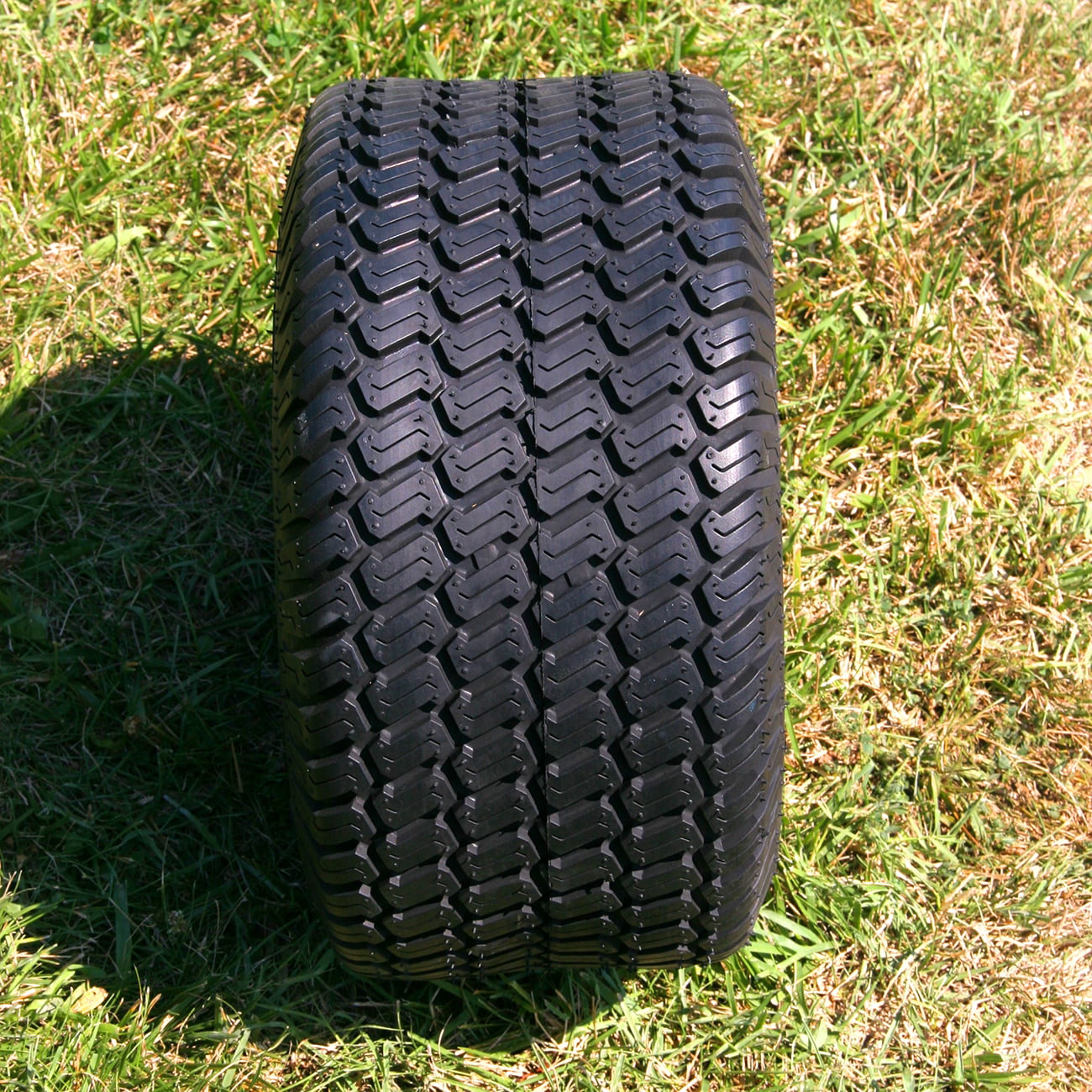 18×7.50-8 2Ply Turf Tire