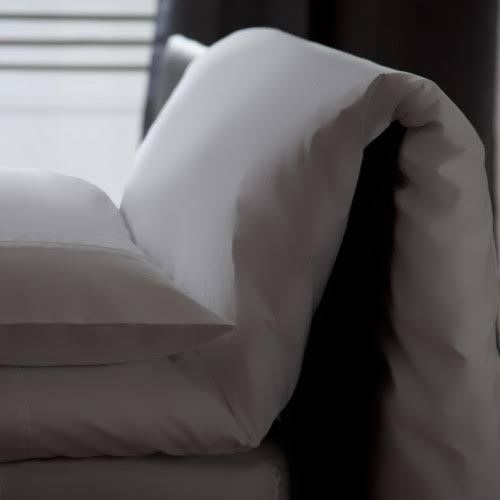 Belledorm Premium Blend 500 Thread Count Duvet Cover / King / Ivory