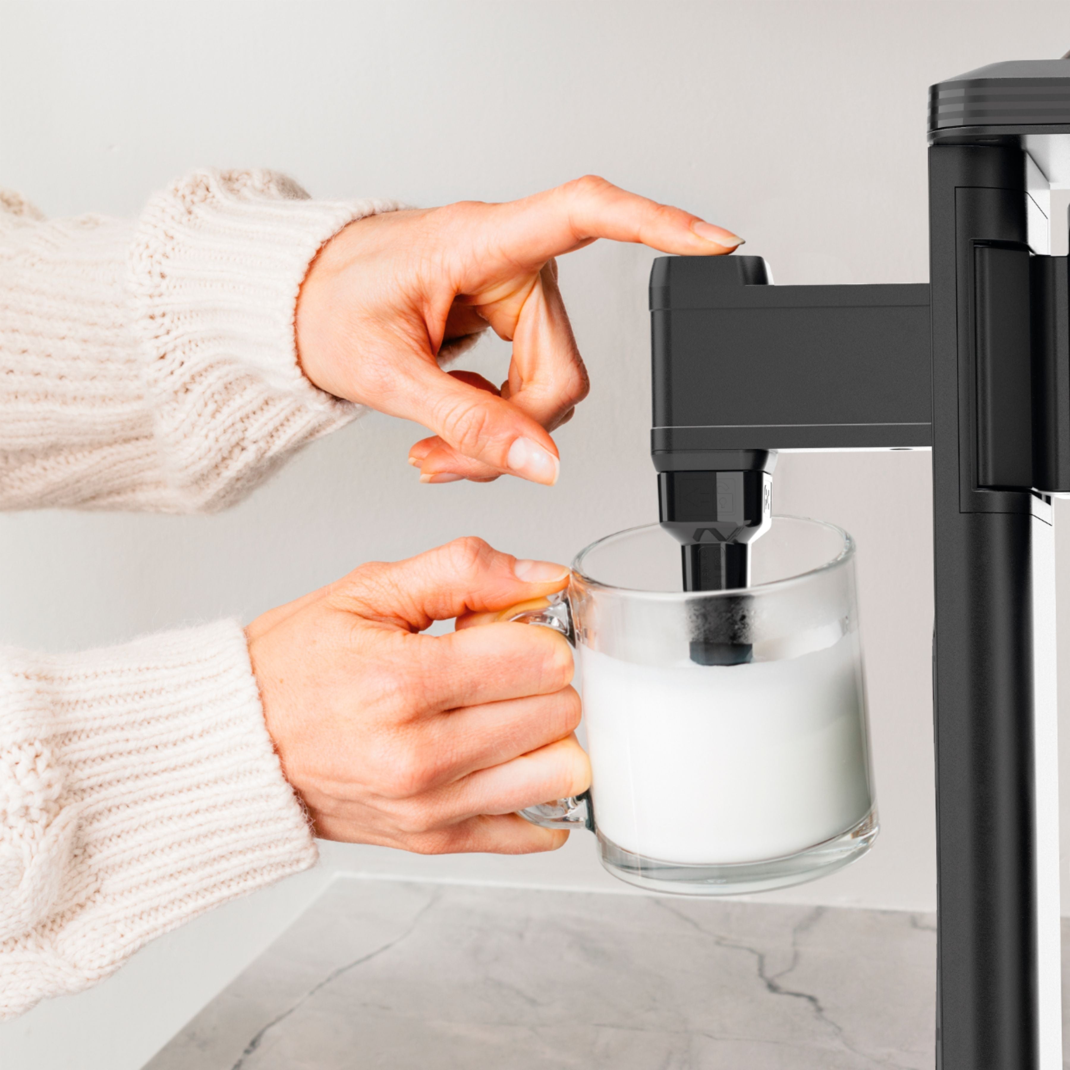 Ninja CM401 - 10-Cup Specialty Coffee Maker with Fold-Away Frother and Glass Carafe CM401 - Black/Stainless Steel