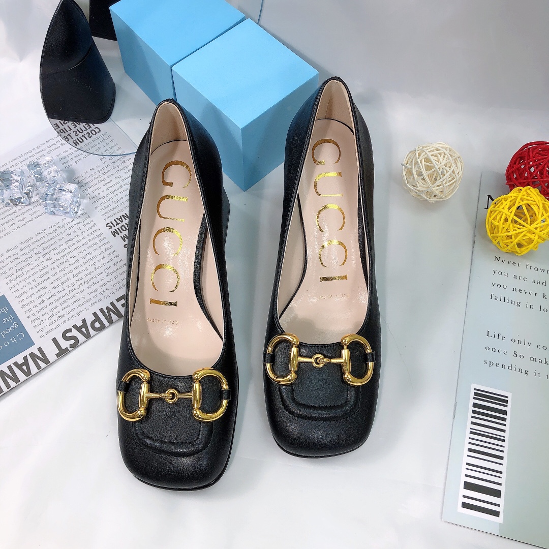 Gucci Women’S Mid Heel Pump With Horsebit Black