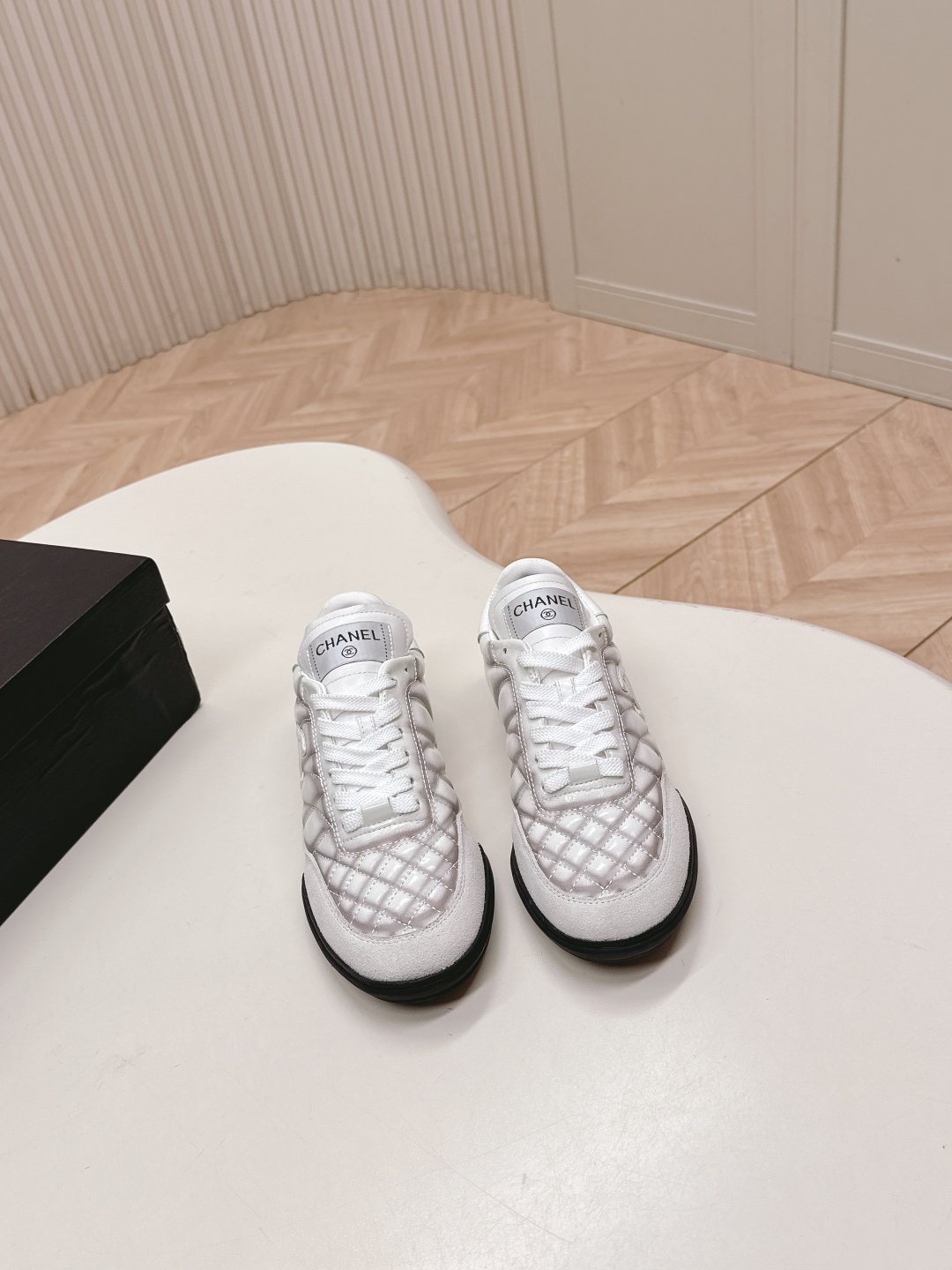 Chanel suede round-toe diamond-patterned platform sneakers - cnluxepick