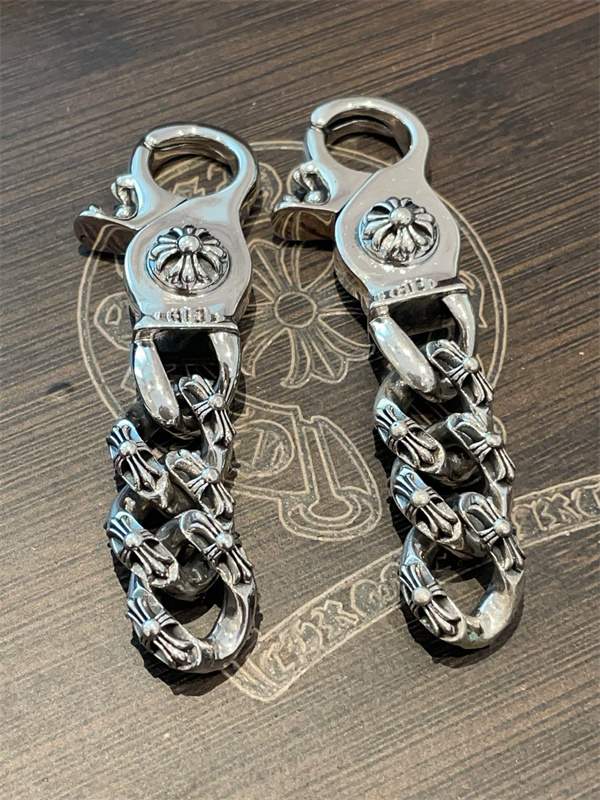 全長8センチクロムハーツ 925シルバー キーホルダー コピーChrome Hearts 2026流行ファッション