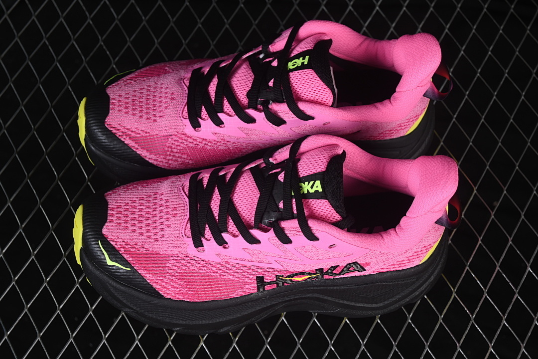 HOKA One One Challenger 8 Running Shoes