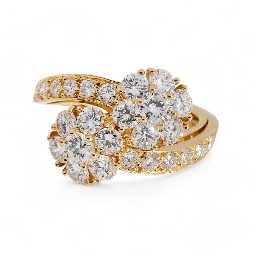 Van Cleef & Arpels Fleurette Ring 18K Yellow Gold Diamond