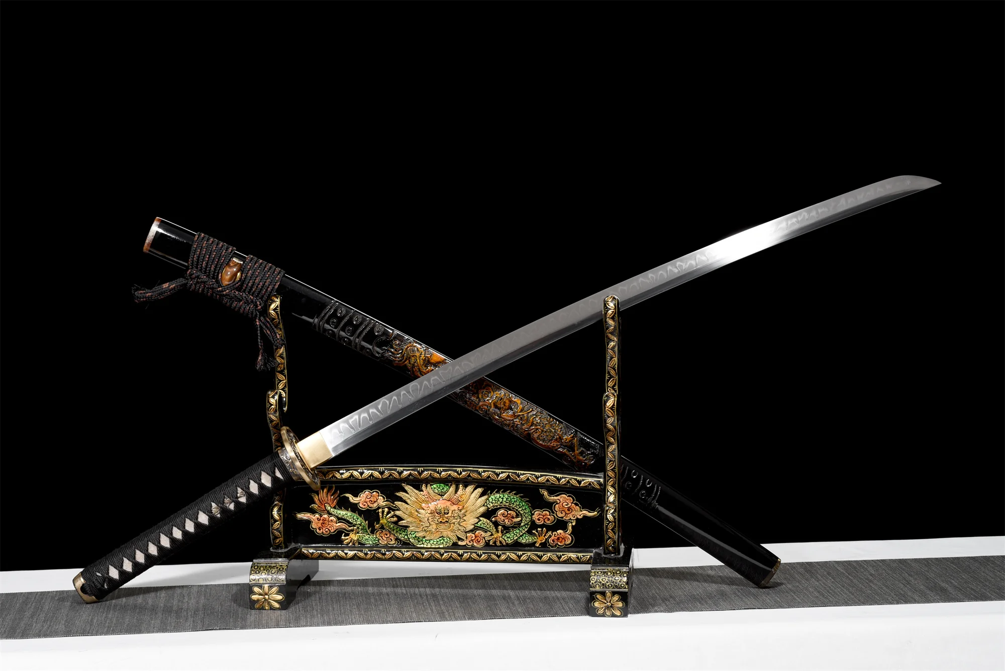 Dragon Carved Katana – T10 Clay Tempered, Full Tang