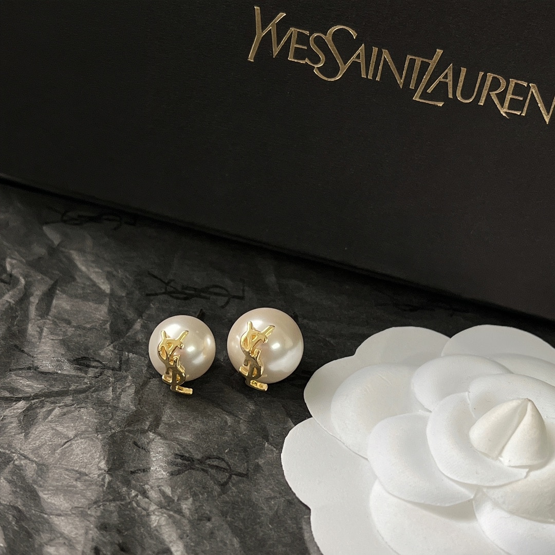 Saint Laurent Cassandre Pearl Earrings In Metal 691563Y15269018