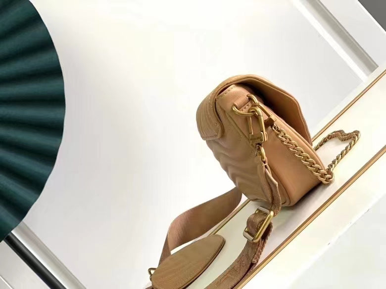 Louis Vuitton New Wave Multi Pochette 19Cm Beige