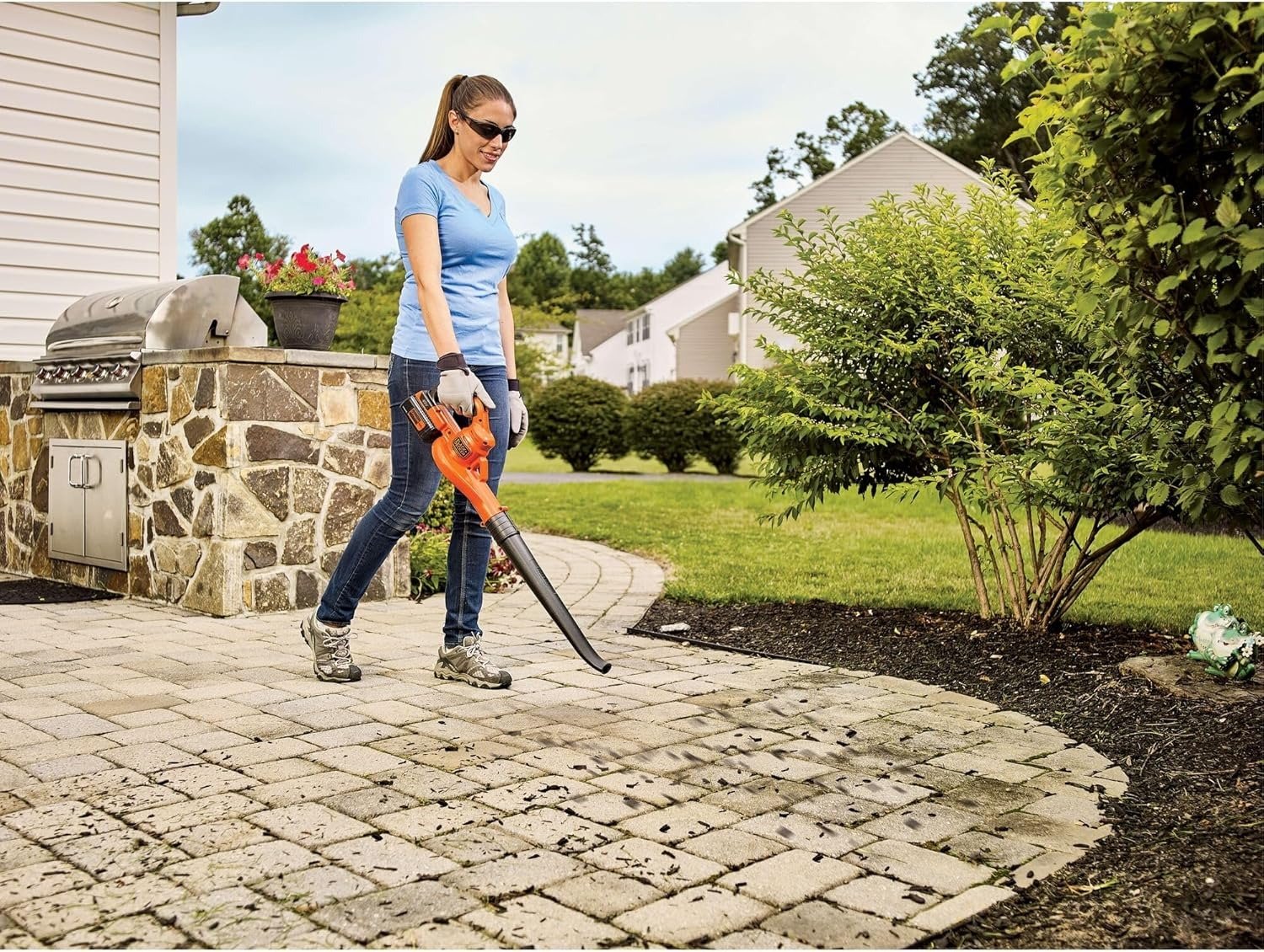 Cordless Leaf Blower, 40V MAX , Leaf Blower Cordless with Battery and Charger, 125 MPH Air Speed, Lightweight Handheld Yard Sweeper