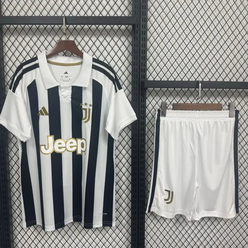 Juventus 26/27 Home Kit 16-XXL