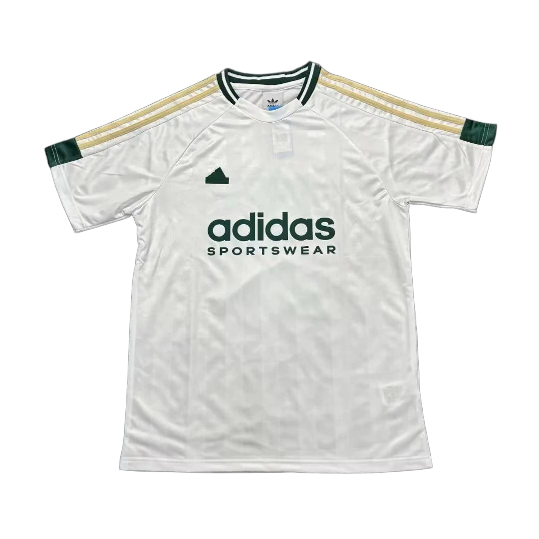 AD T-shirt