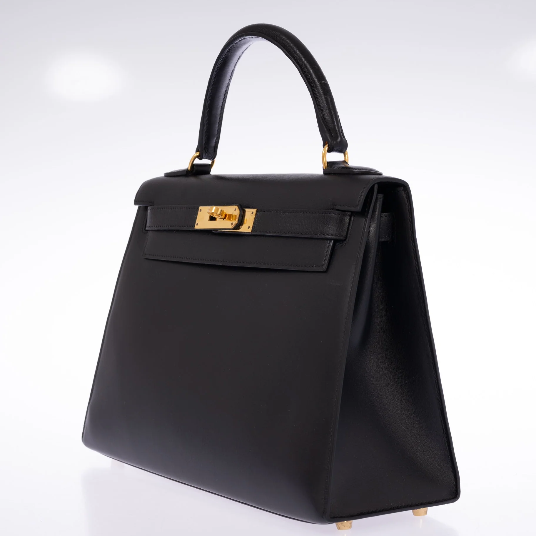 Hermès Kelly 28 Sellier Noir Box Calf Gold Hardware