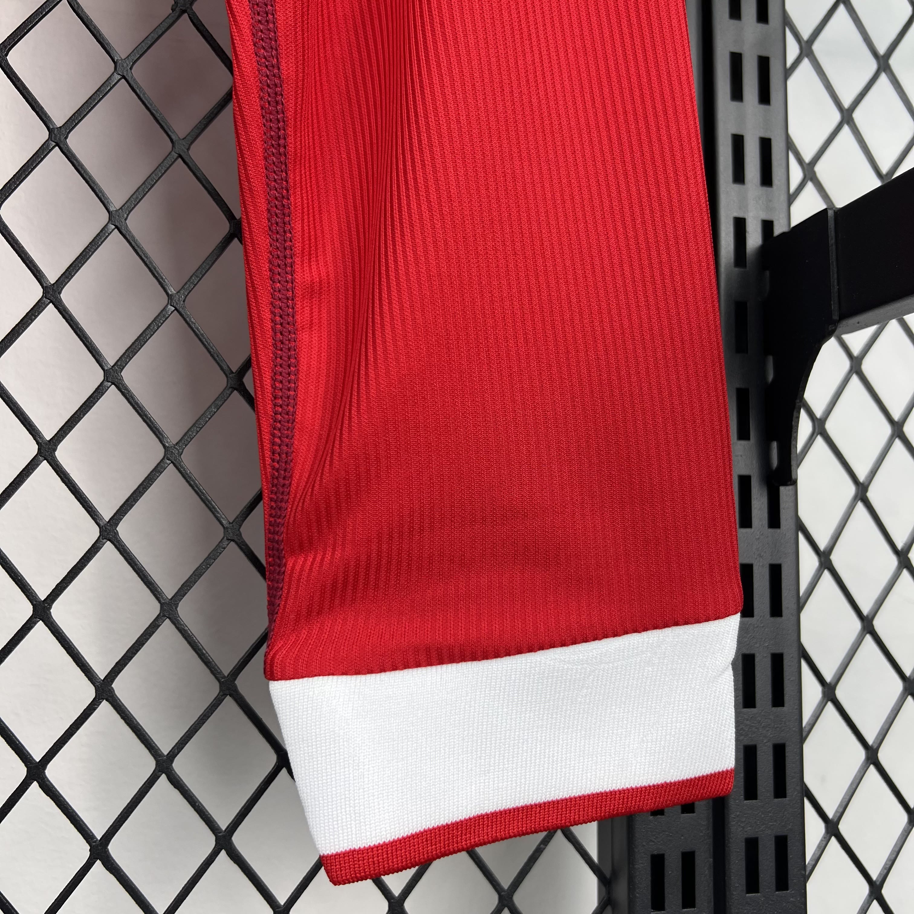 Retro LVP 2002-04 Home Long Sleeves