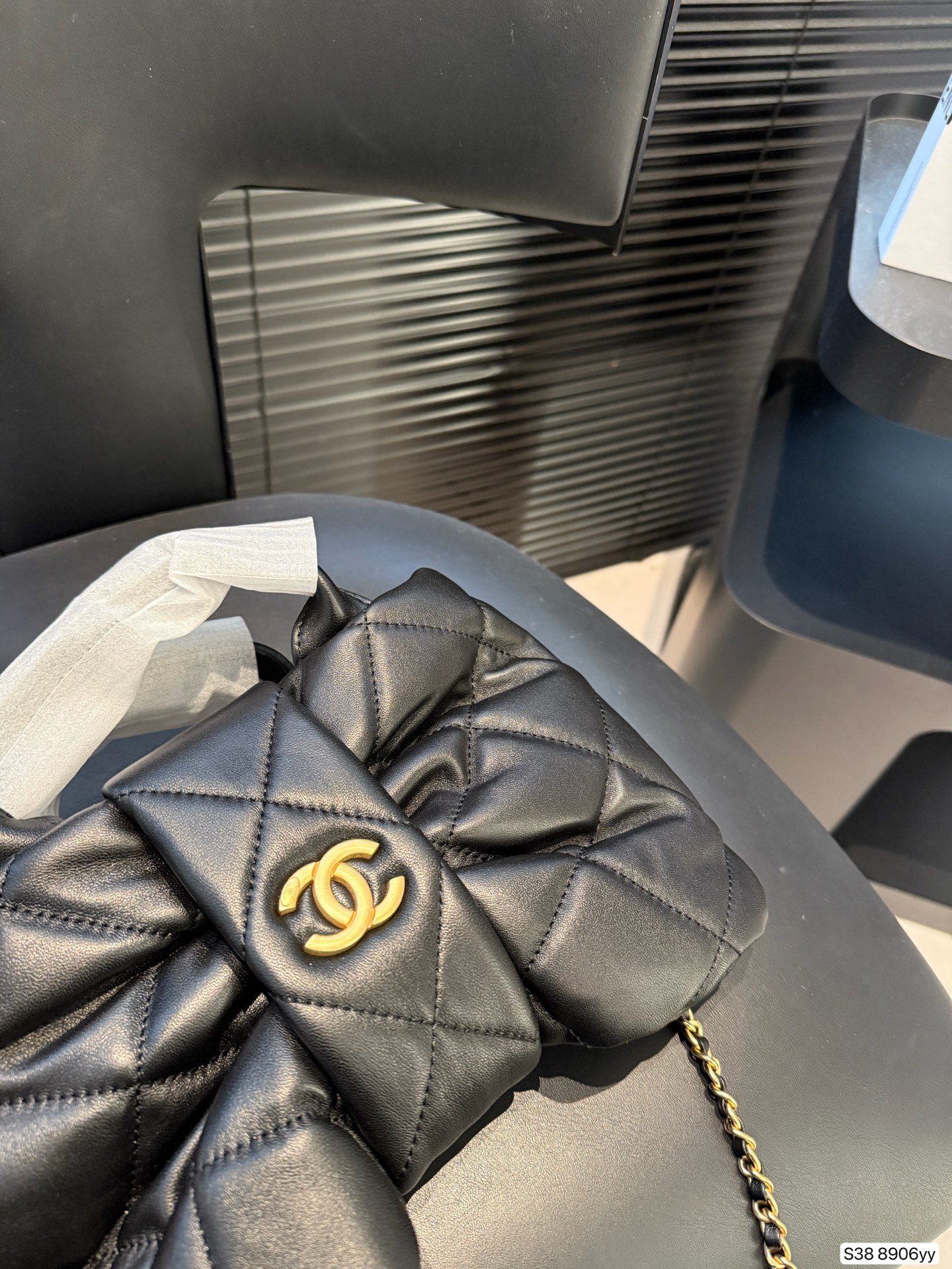 Chanel bow evening bag - cnluxepick