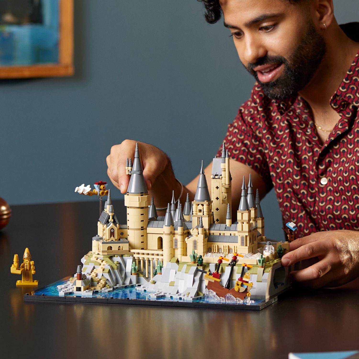 LEGO - Harry Potter Hogwarts Castle and Grounds Wizarding Building Set 76419