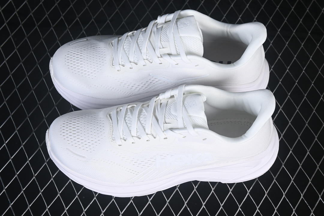 HOKA One One Clifton 11 Running Shoes