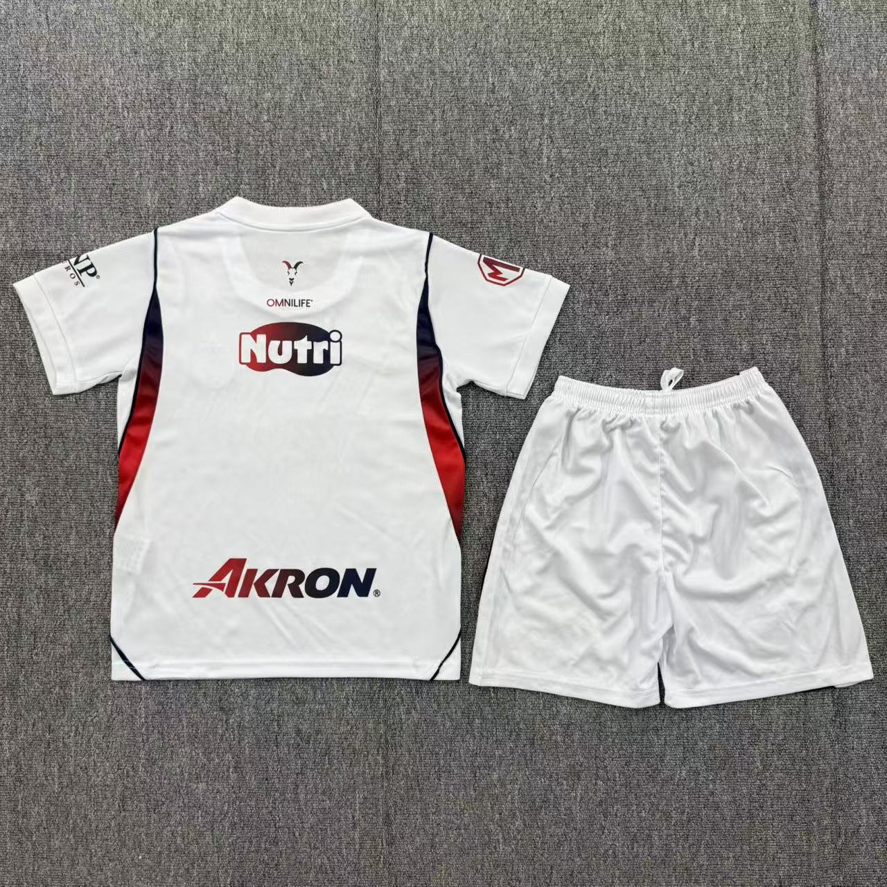 Kids kit Chivas 26/27 Away 4