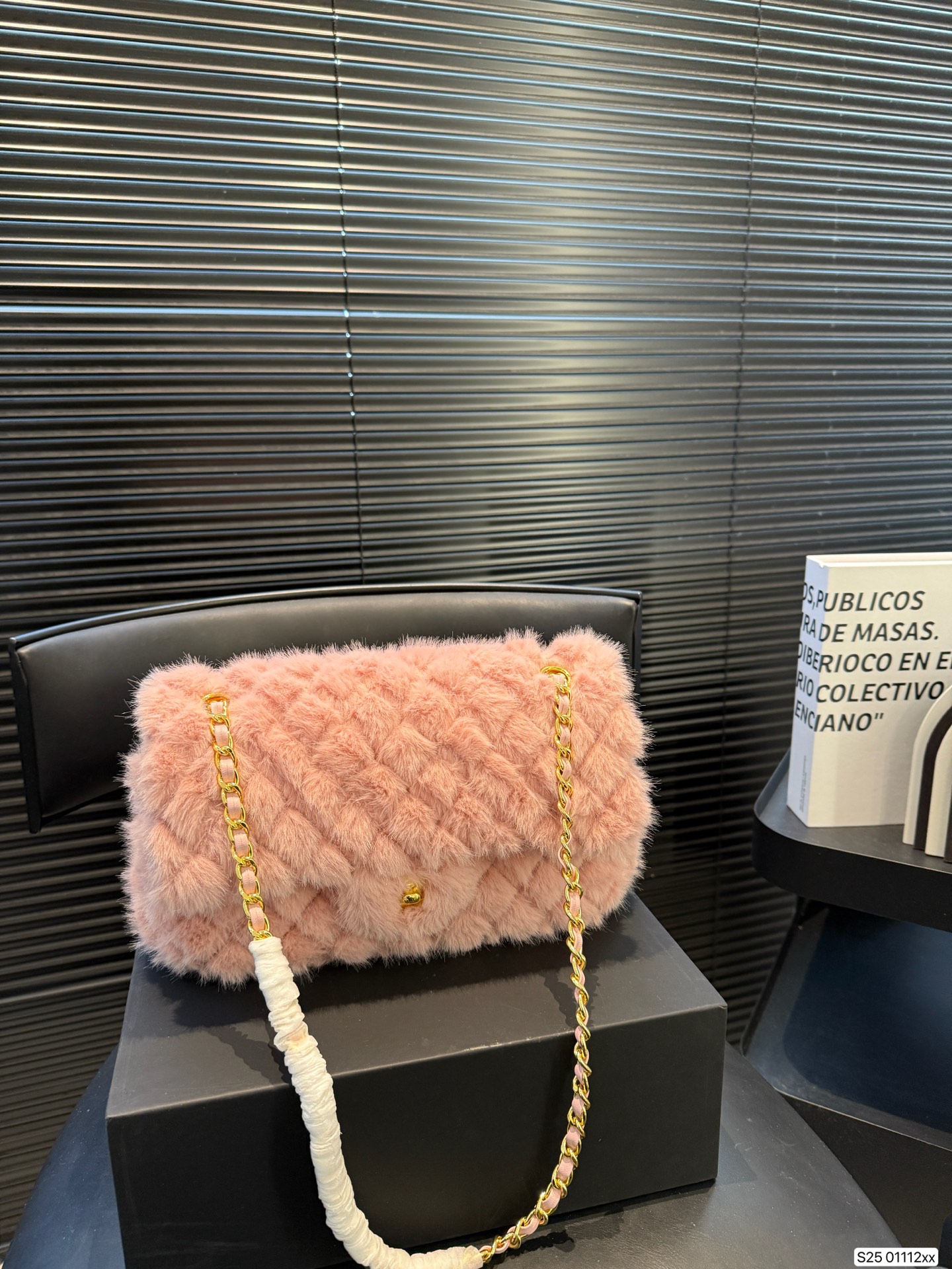 Chanel CF Mink Fur Shoulder Bag - cnluxepick