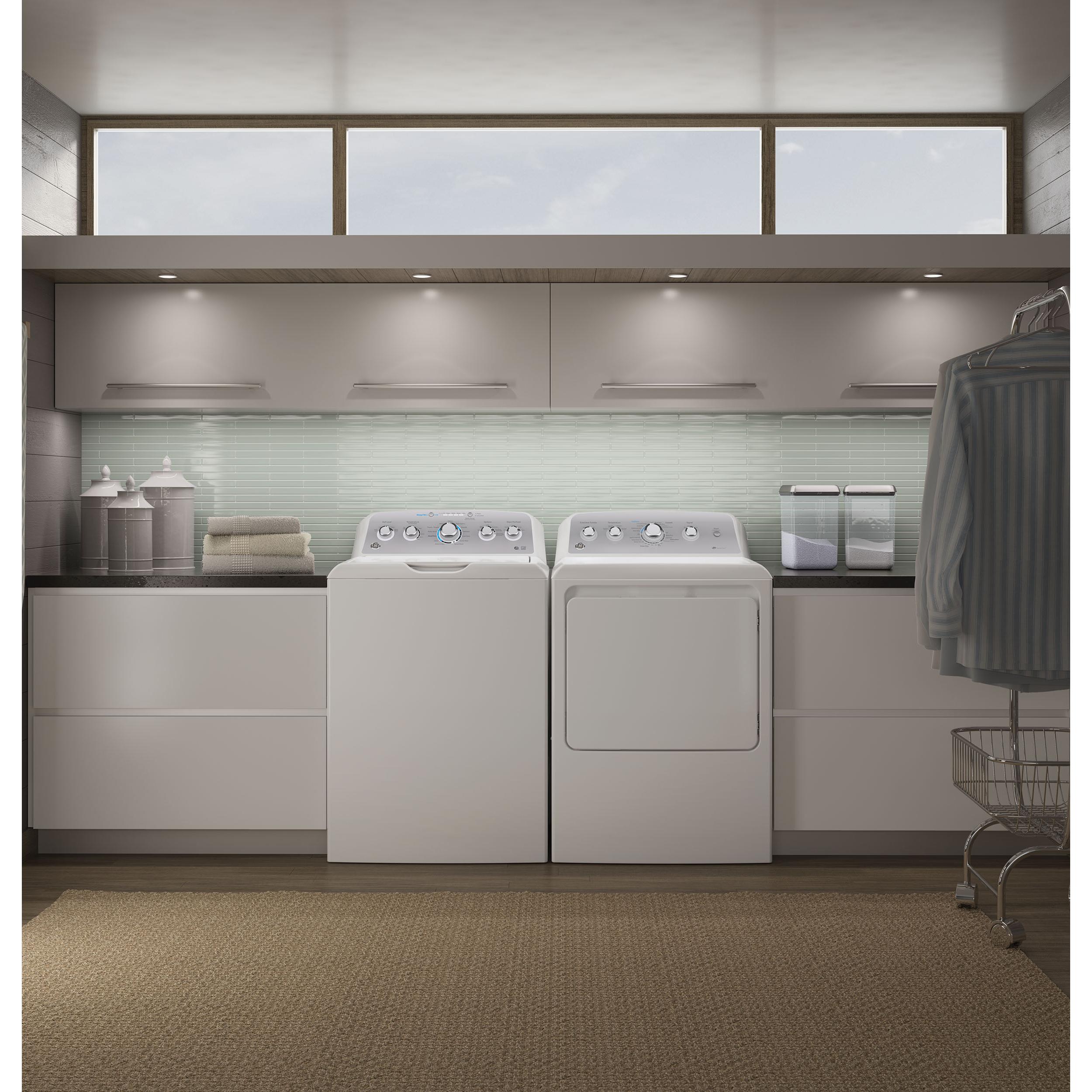 GE 4.6 cu.ft. Top Loading Washer with Stainless Steel Tub GTW500ASNWS