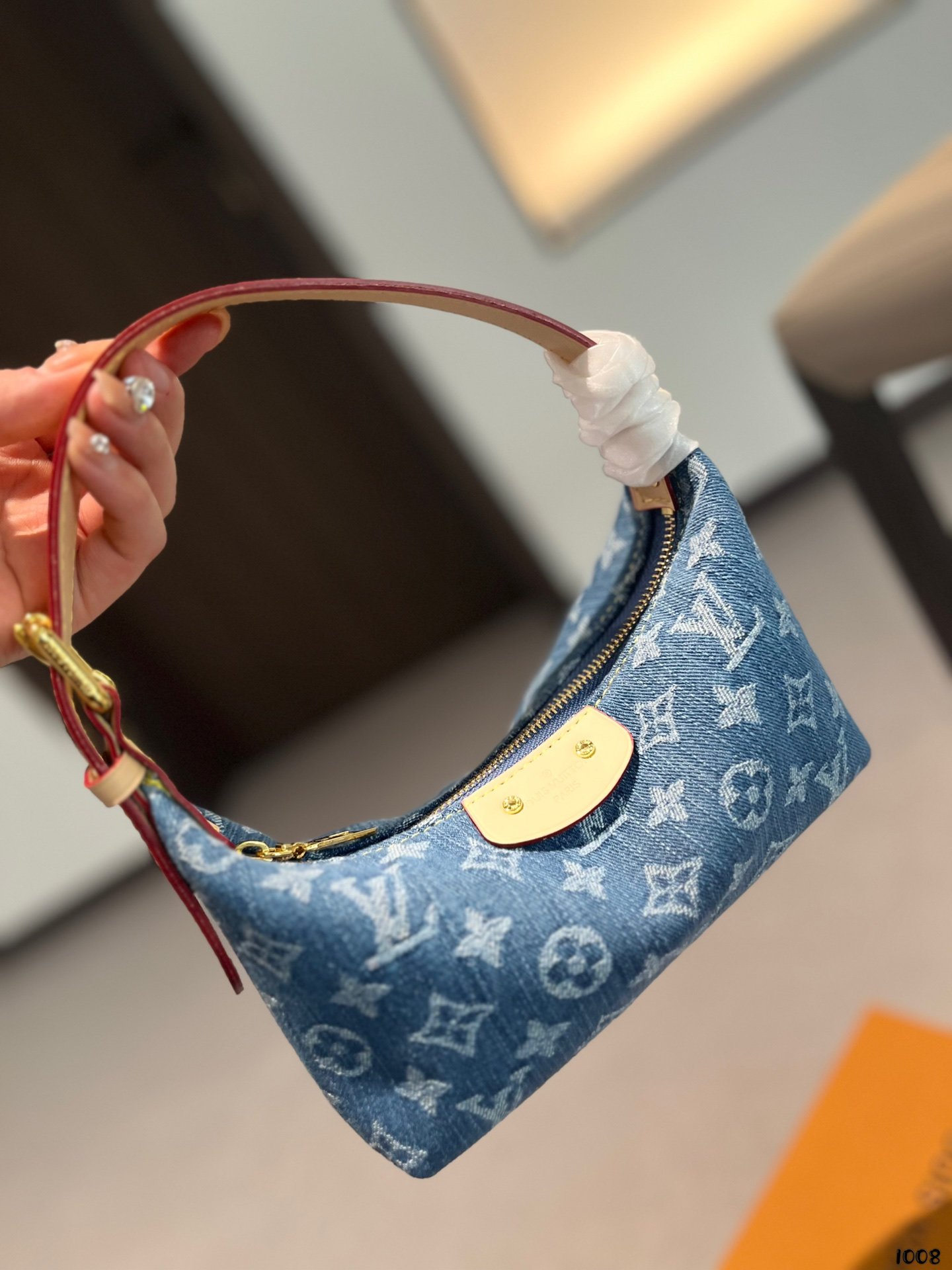 LV Denim lunch box bag - cnluxepick