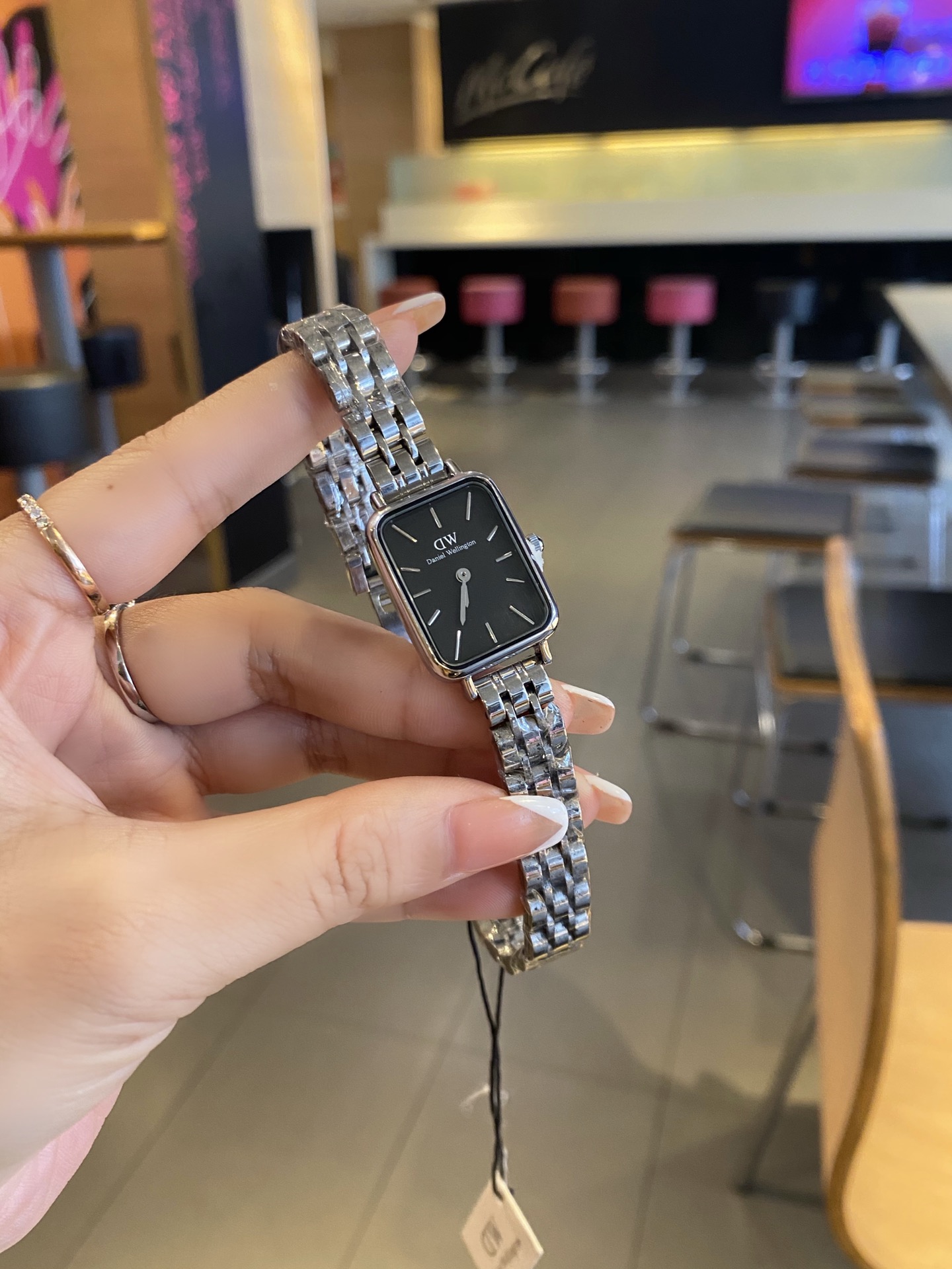 DW new quartz watch - cnluxepick