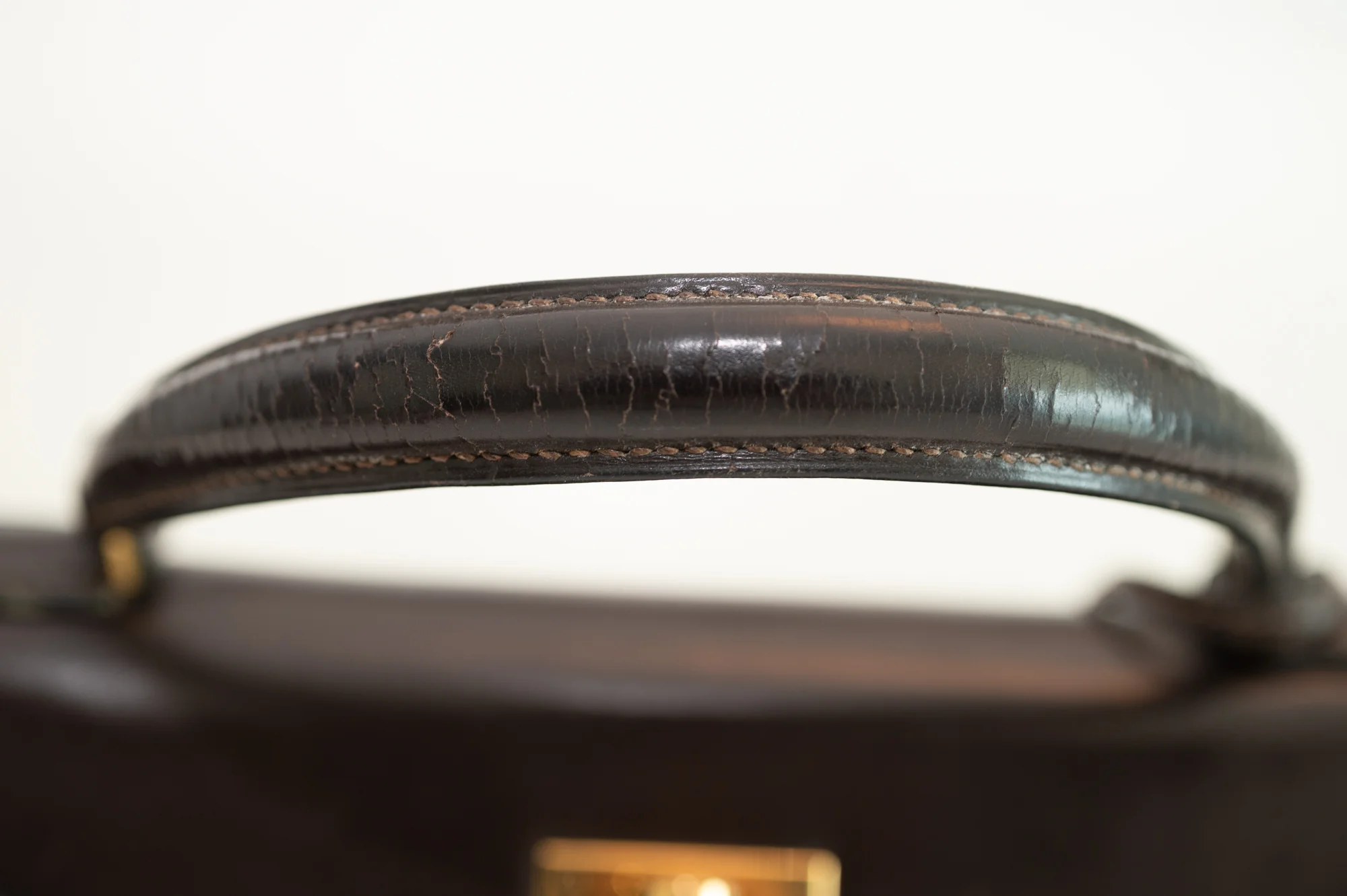 Hermès Vintage Kelly 28 Retourné Marron Foncé Box Calf Gold Hardware
