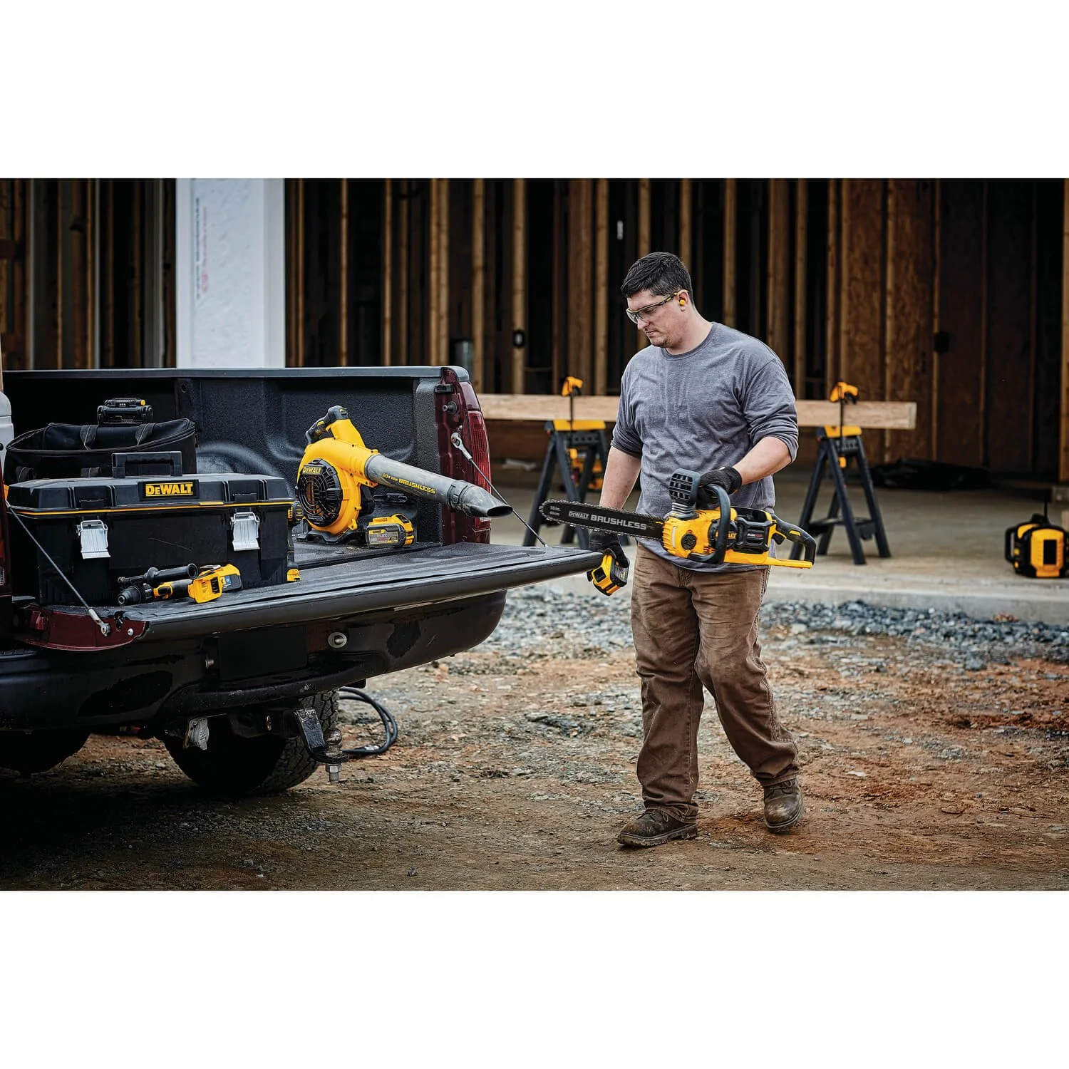2026 DEWALT DCCS670B-FLEXVOLT 60V MAX* Brushless Cordless Chainsaw, Tool Only