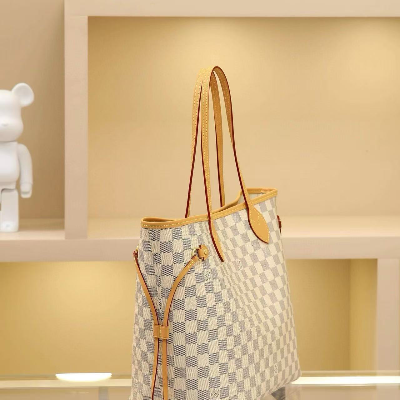 LV neverfull bag - cnluxepick