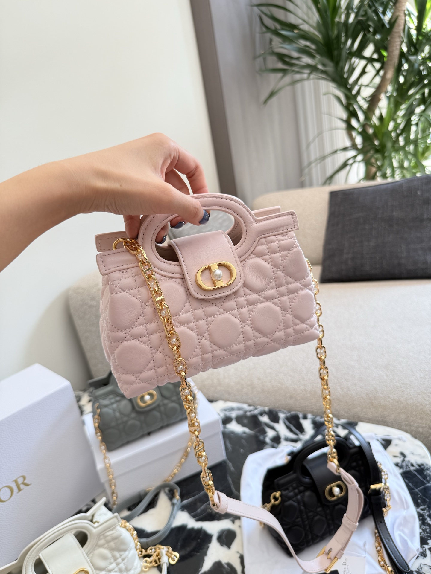 Dior's exquisite chain bag - cnluxepick