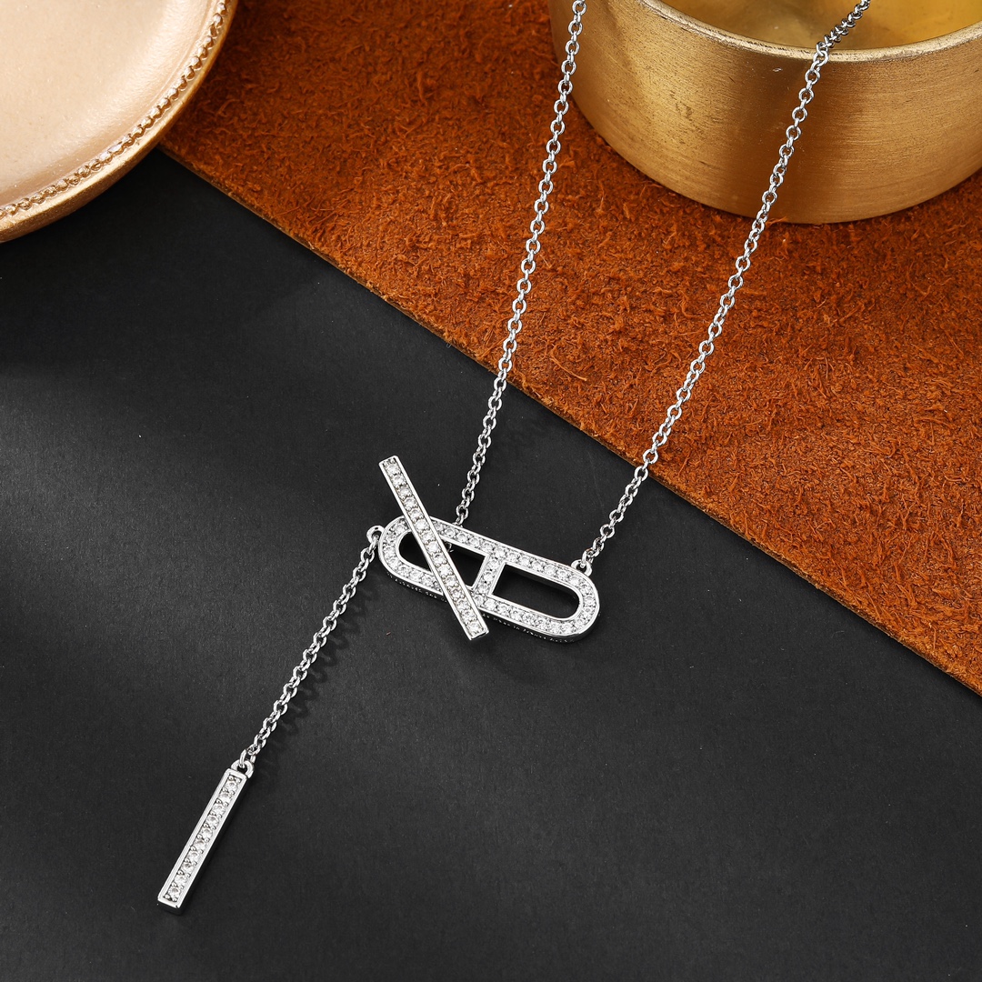 Hermès Pig Nose Necklace - cnluxepick