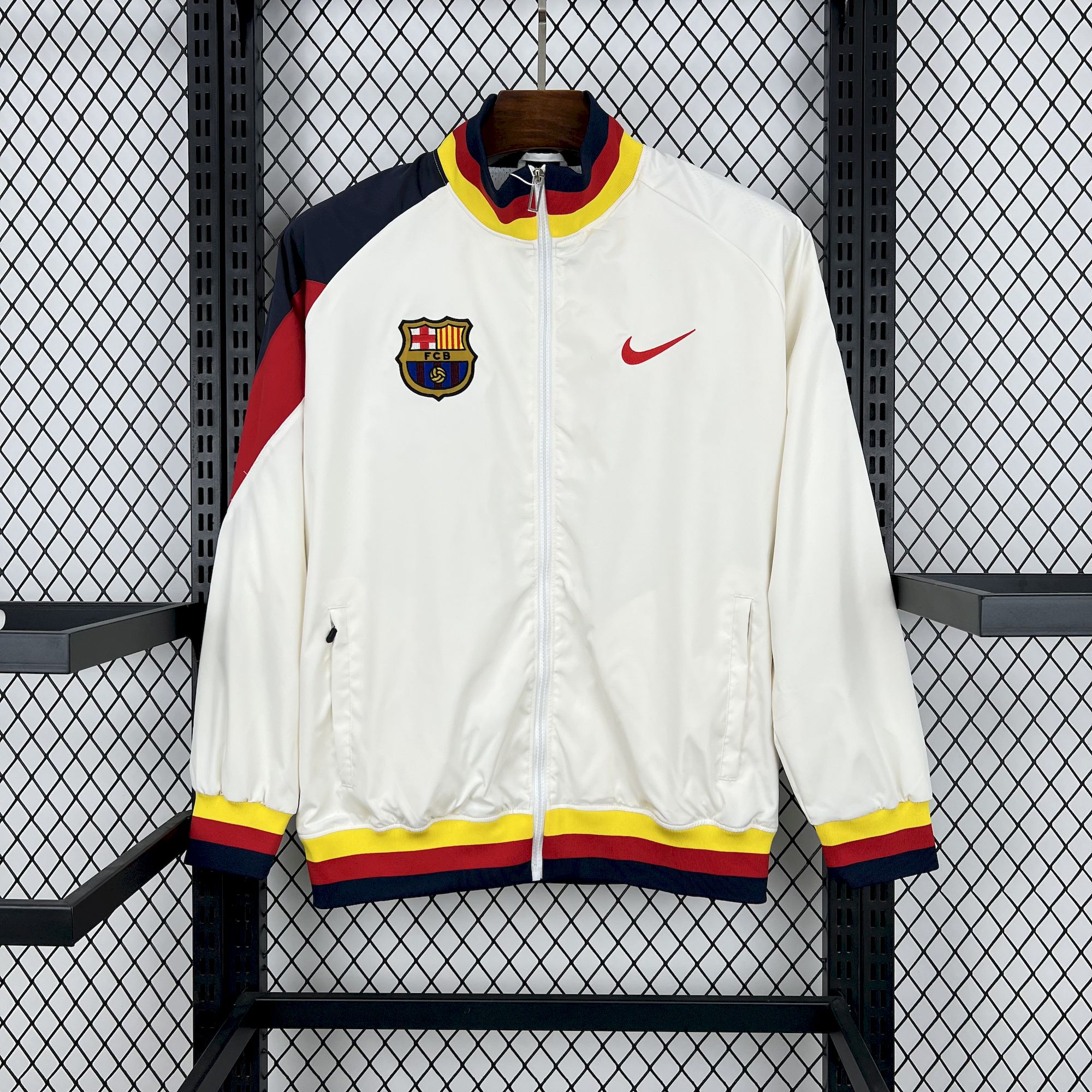 Veste / Survêtement FC Barcelone 1994 1995€65.99