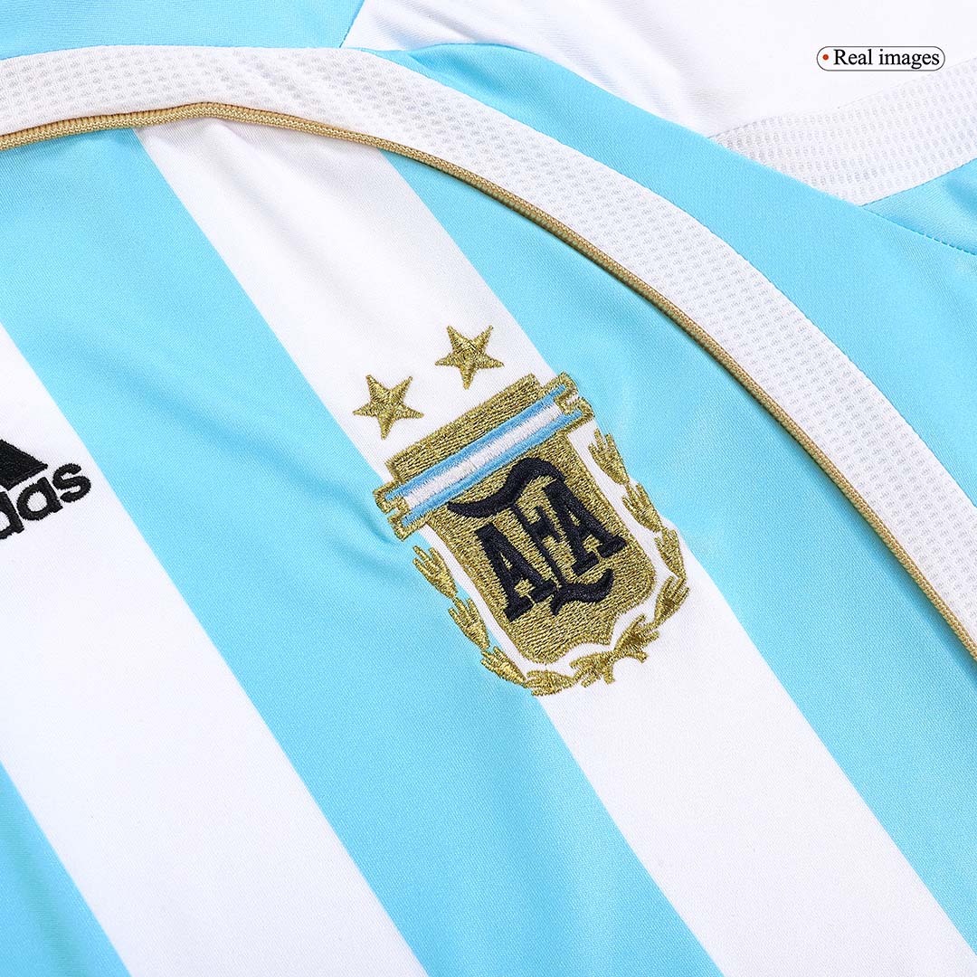 Retro Soccer Jersey MESSI #19 Argentina Home 2006
