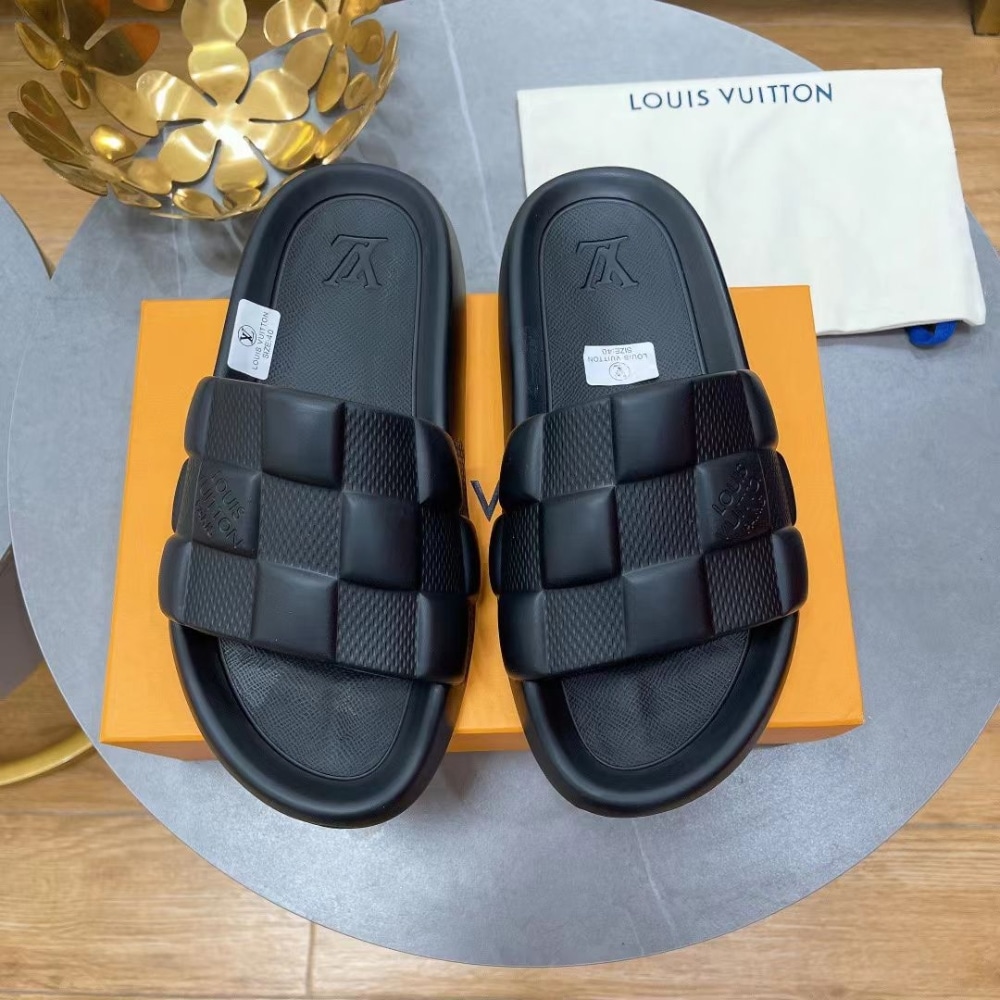 Louis Vuitton Waterfront Mule Maxi Damier Rubber Black