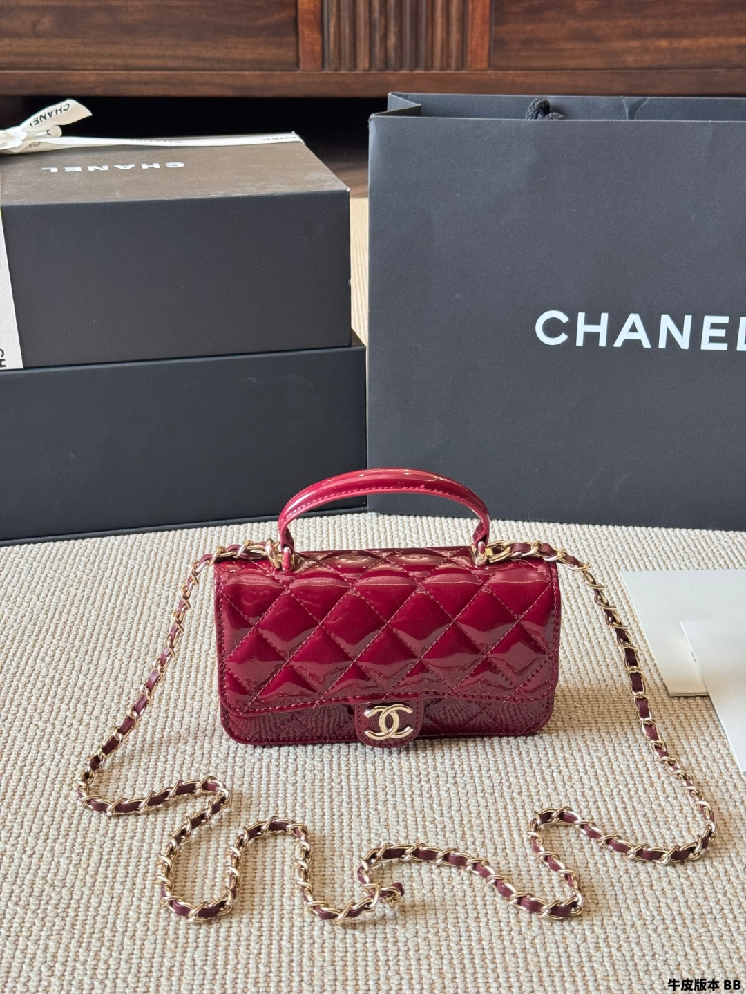 Chanel Patent Leather Handbag with Chain - cnluxepick