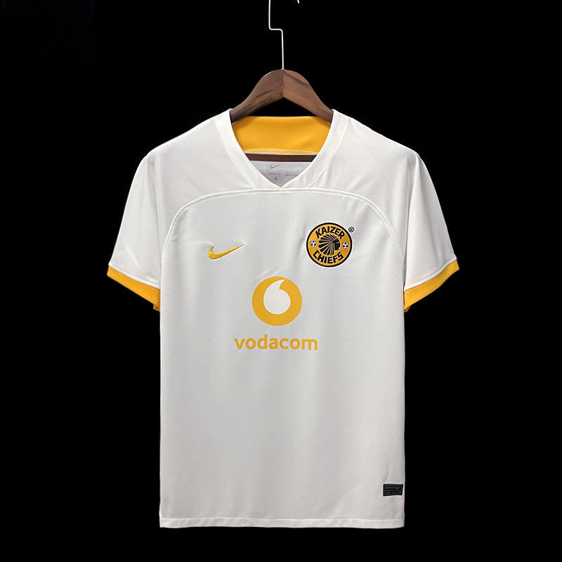 Kaizer Chiefs Maillot 2022/23€14.99