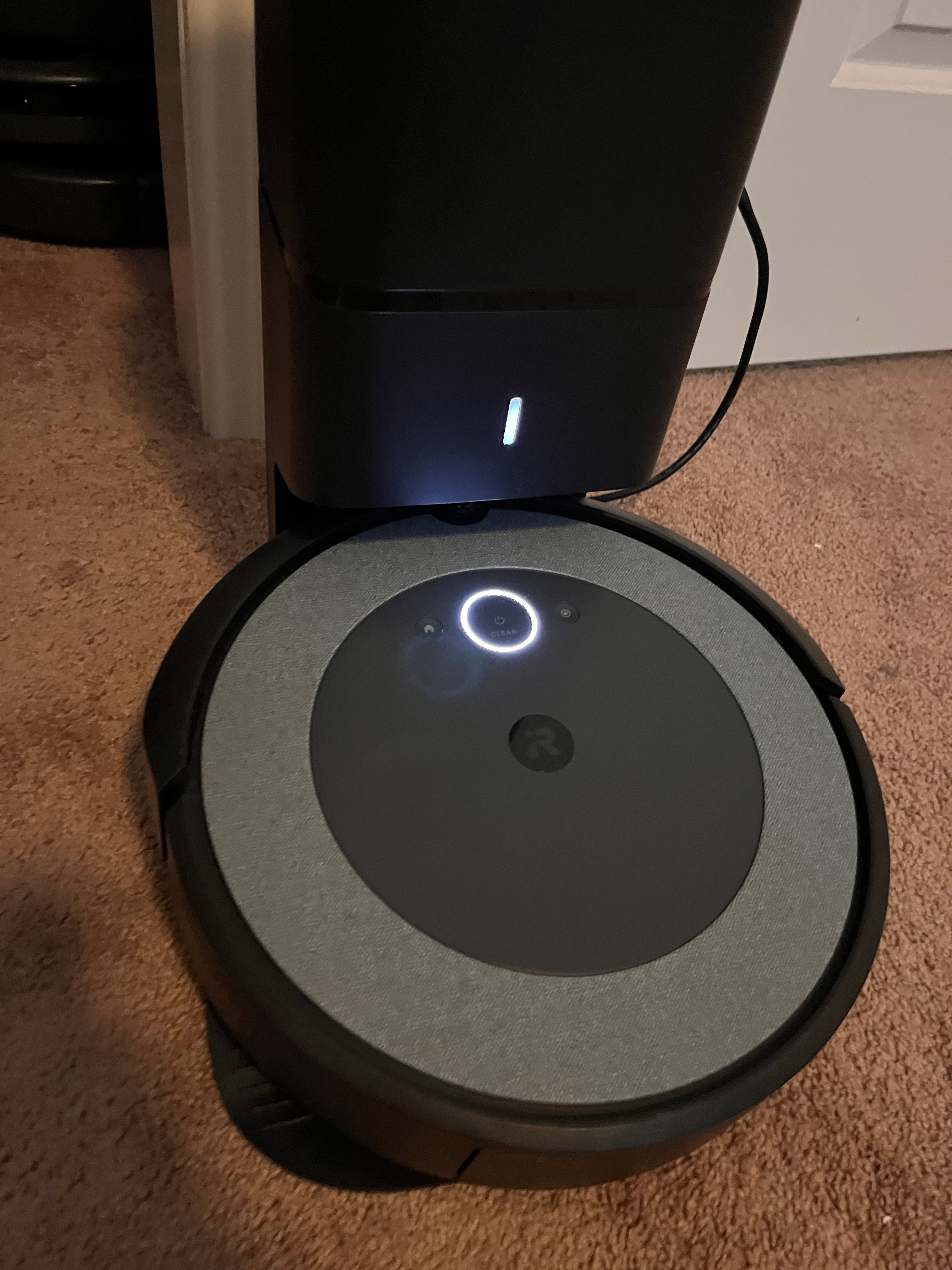 iRobot Roomba i4+ (4552) Robot Vacuum with Automatic Dirt Disposal