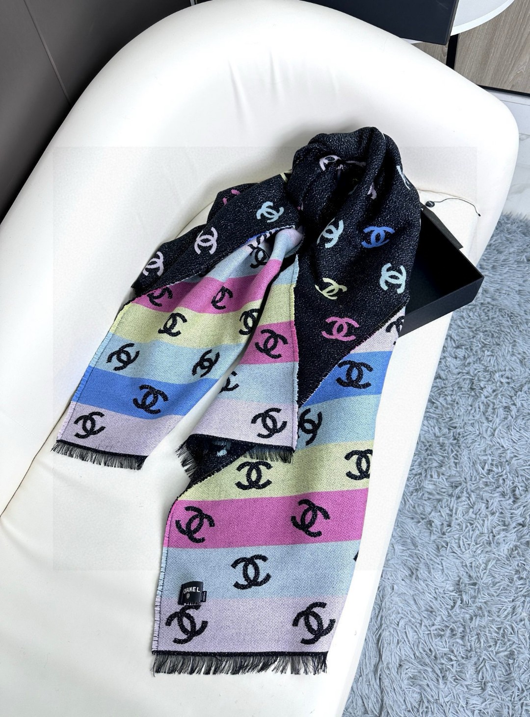 Chanel 24c Two-Tone Scarf - cnluxepick