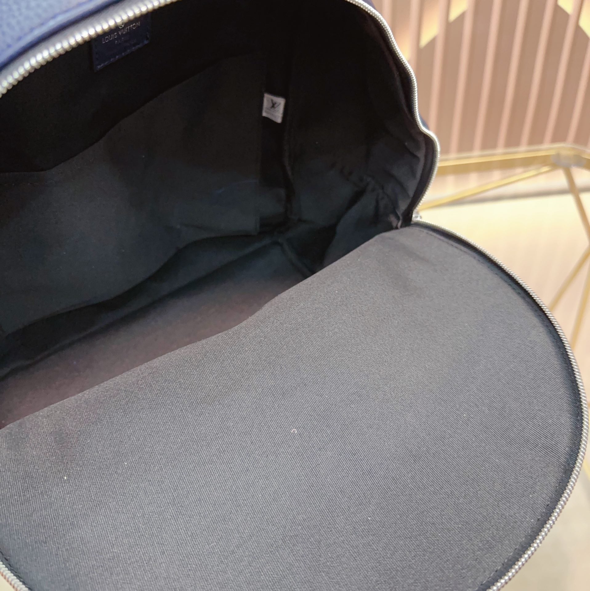 Louis Vuitton Backpack Multipocket Ink Watercolor 42Cm M57841