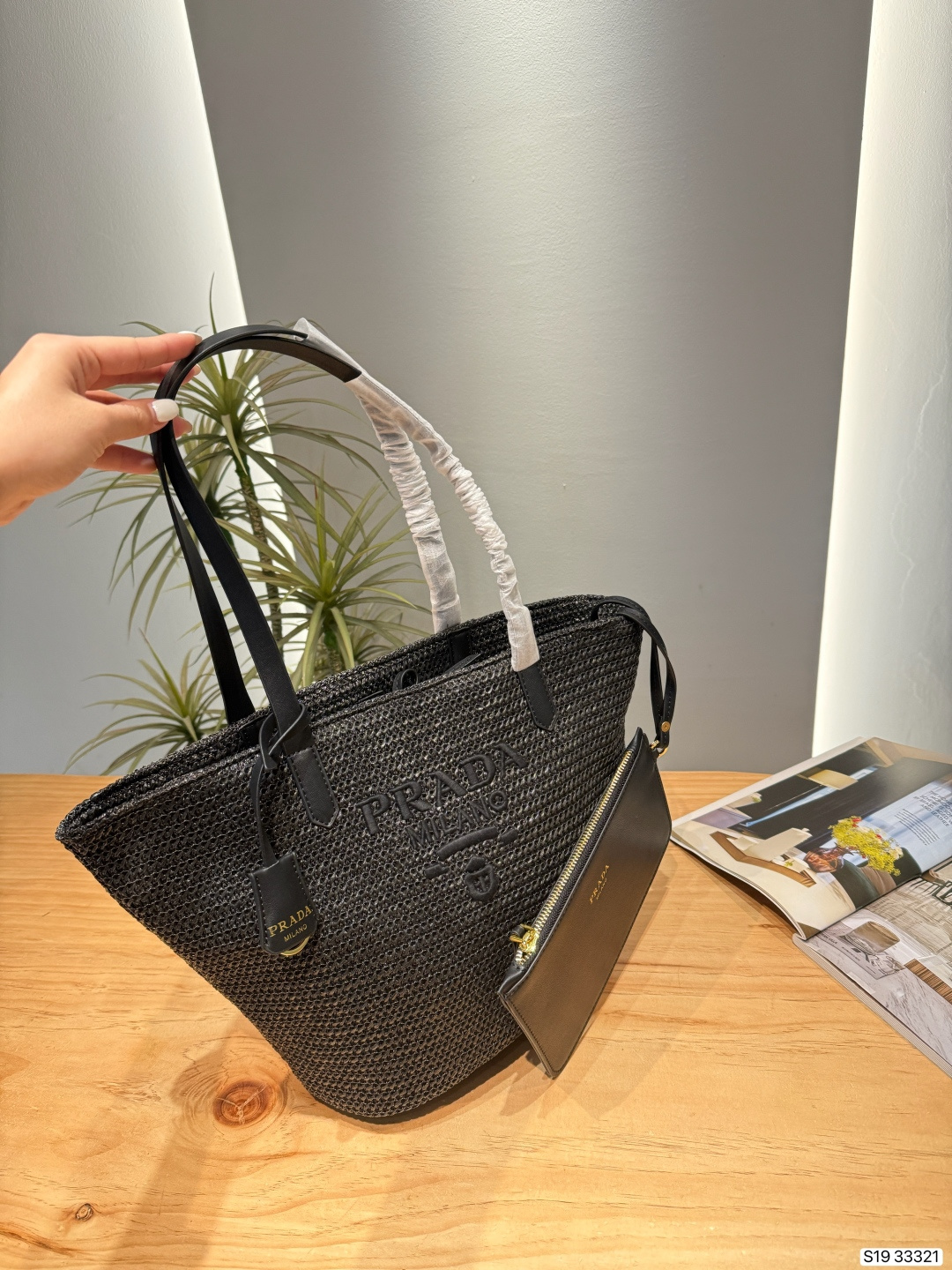 Prada straw tote bag - cnluxepick