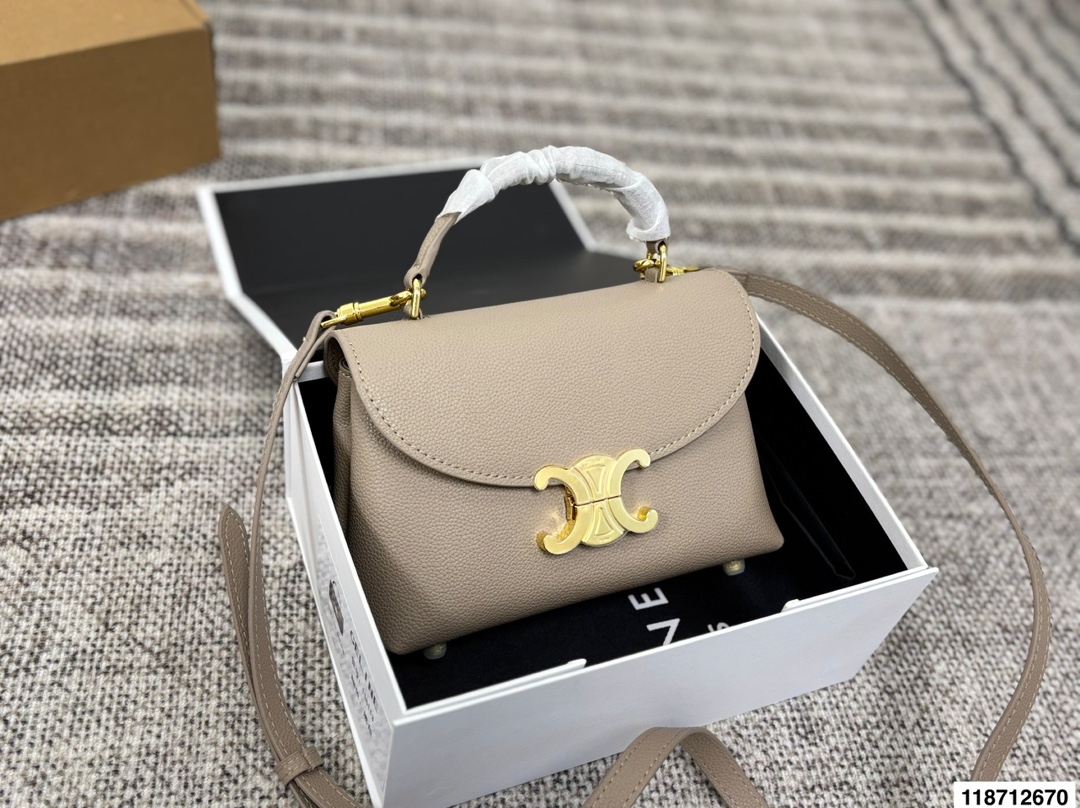 Celine Arc de Triomphe messenger bag - cnluxepick