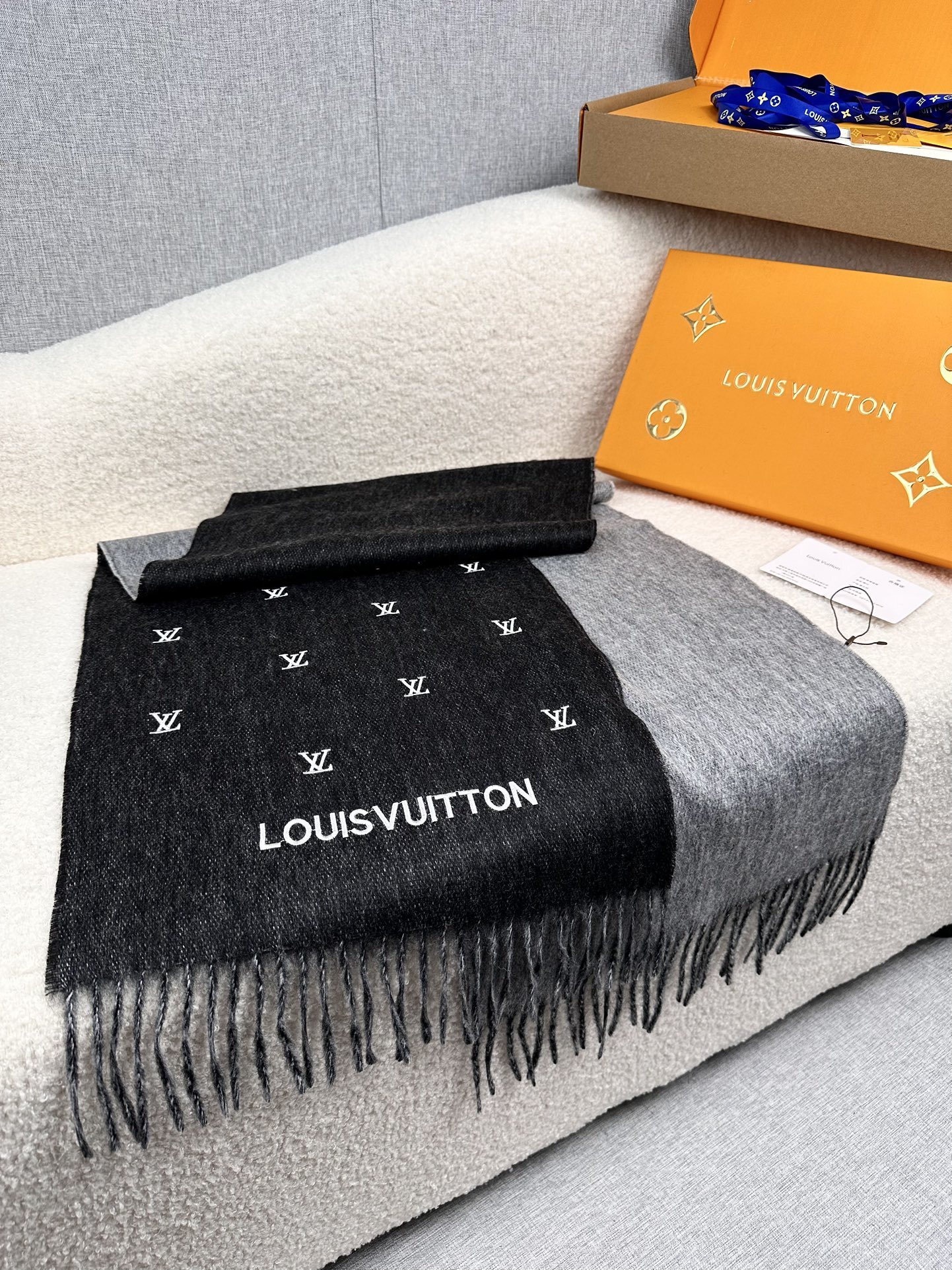 Louis Vuitton Monogram Black Pattern Scarf For Women 180cm