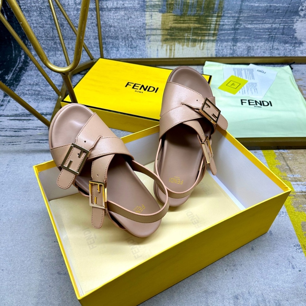 Fendi Feel Leather Slides Beige 8X8647Na7F0Qb8
