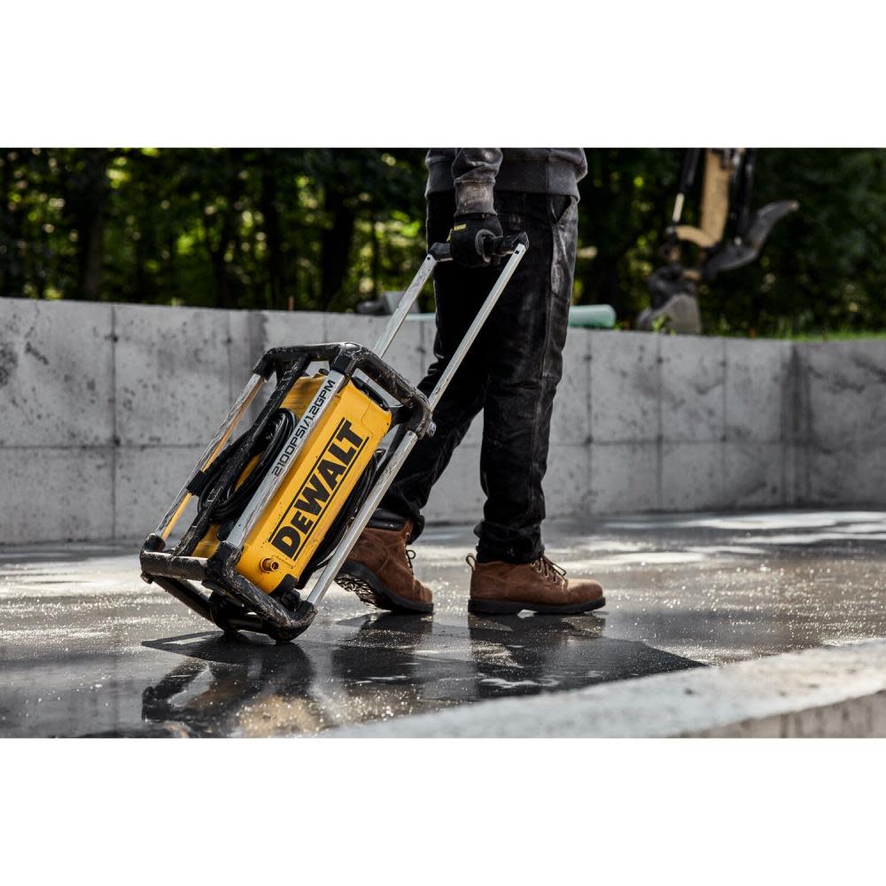 DEWALT Pressure Washer 2100PSI Electric Cold Water