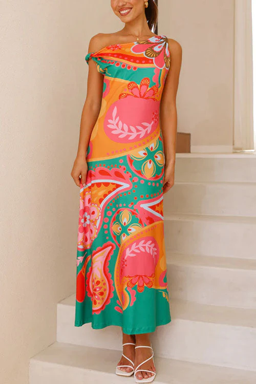 Unique Print Asymmetric Neckline Maxi DressClistos