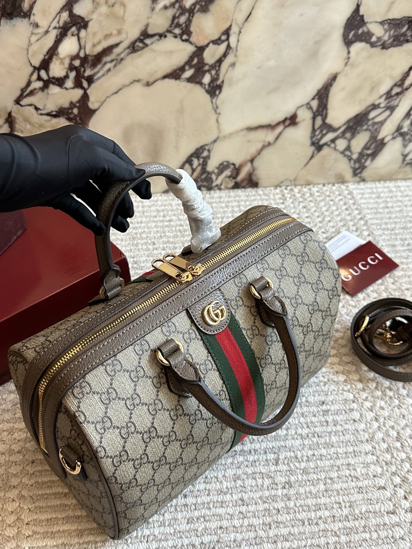 Gucci Boston Handbag - cnluxepick