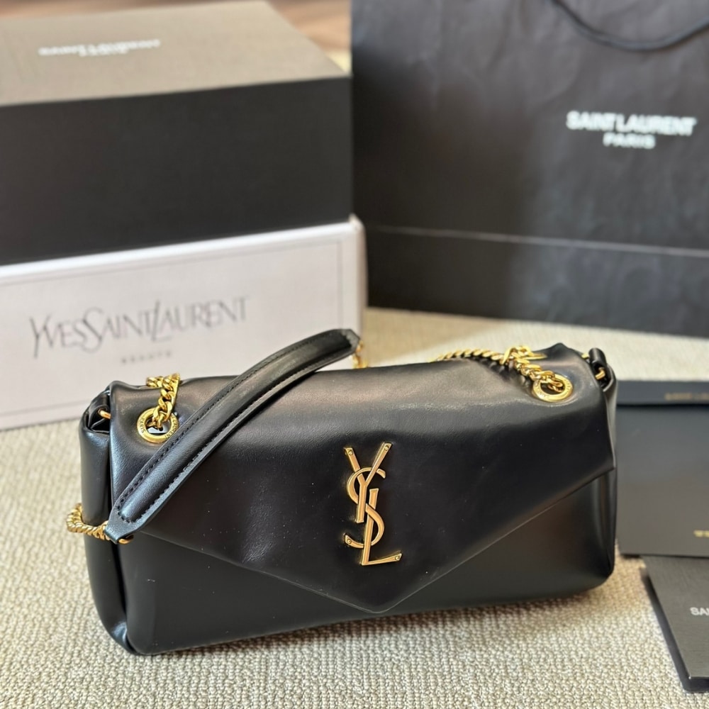 Saint Laurent Calypso Small In Plunged Black 27Cm