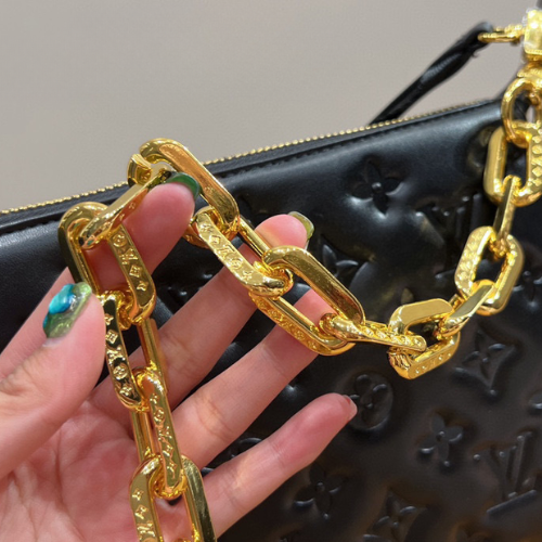 Louis Vuitton Coussin PM Black 10.2 Inches M21260
